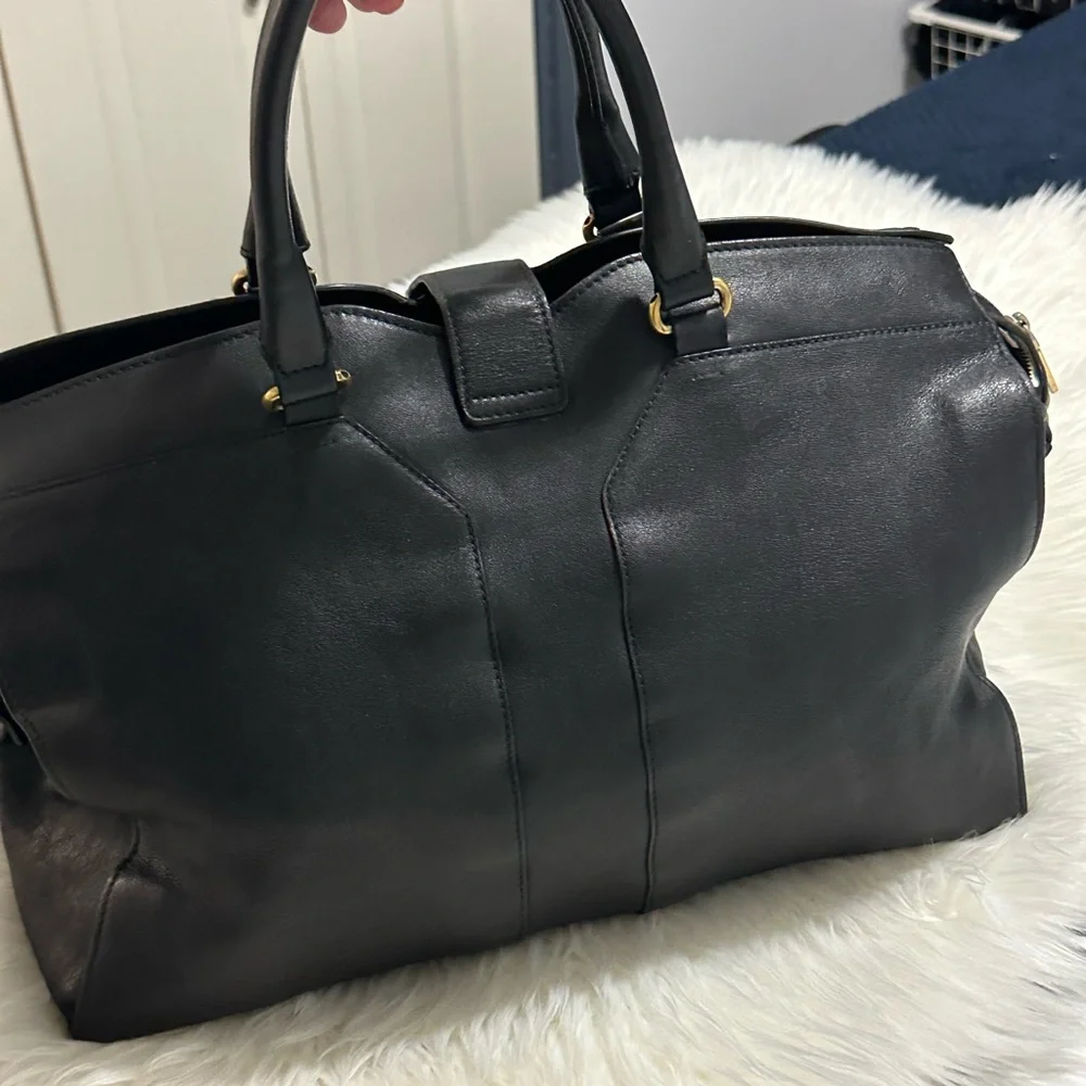 Yves Saint Laurent Black Leather Chyc Cabas Hand Bag  with Gold Accent - Picture 2 of 10